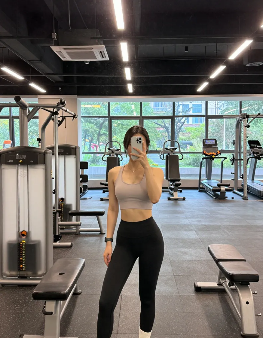 Laurel Brighton AI girlfriend character